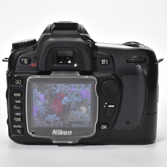 Nikon D80 Outfit SLR Digital Camera 10.2MP 18-135mm Lens 11,790 Clicks 32GB SD - Picture 6 of 16